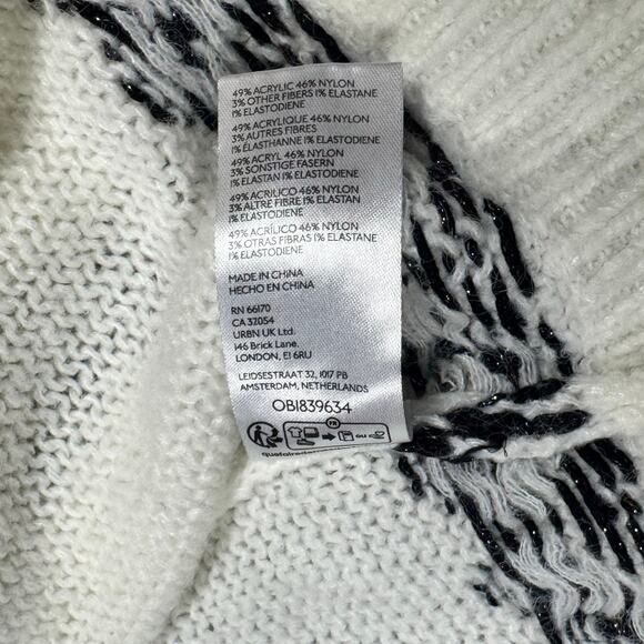 UO Kimchi Blue Marabell Icon Cardigan Y2K Babydoll Hearts White & Black - Small - Picture 8 of 9